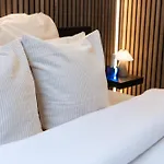 Spacious & Stylish 3 Adjacent Bedrooms In Ghent