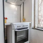Spacious & Stylish 3 Adjacent Bedrooms In *