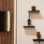 דירה Spacious & Stylish 3 Adjacent Bedrooms In *