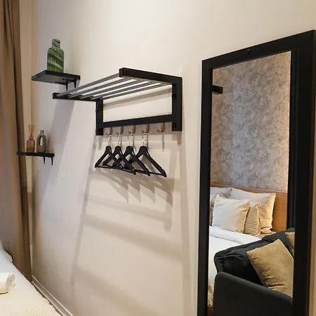 Spacious & Stylish 3 Adjacent Bedrooms In Gent