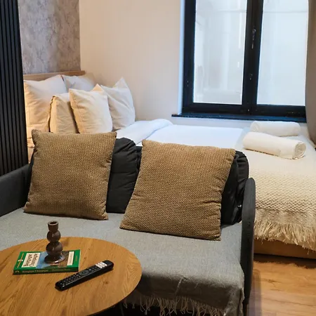 شقة Spacious & Stylish 3 Adjacent Bedrooms In