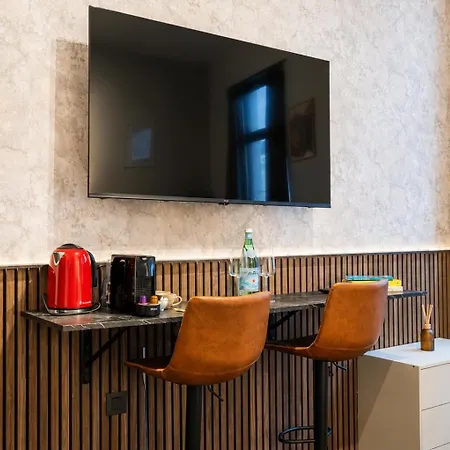 Spacious & Stylish 3 Adjacent Bedrooms In * Gent