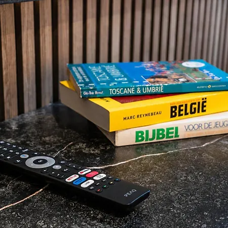 Spacious & Stylish 3 Adjacent Bedrooms In * Gent