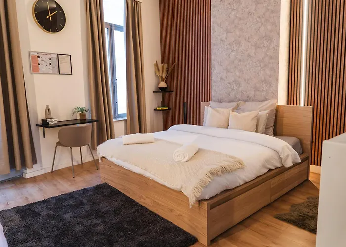 Spacious & Stylish 3 Adjacent Bedrooms In Apartamento *