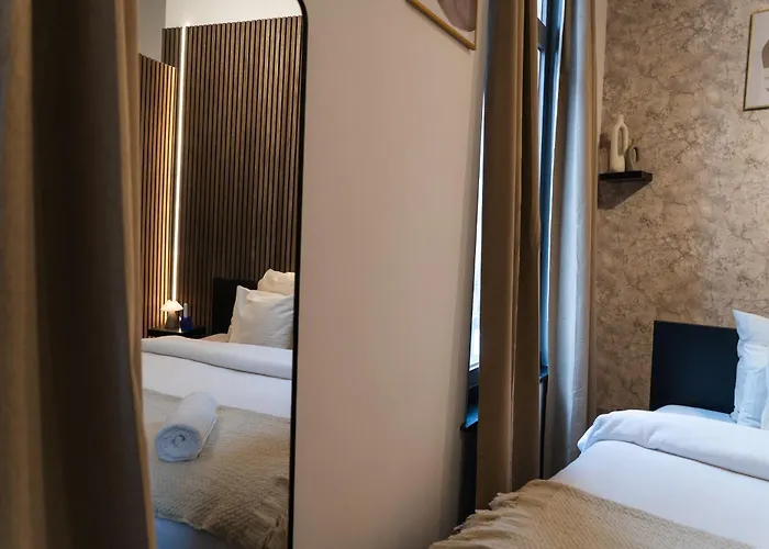 Apartamento Spacious & Stylish 3 Adjacent Bedrooms In Gante