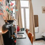 Spacious & Stylish 3 Adjacent Bedrooms In Apartamento *