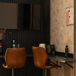 Spacious & Stylish 3 Adjacent Bedrooms In Apartamento Gante