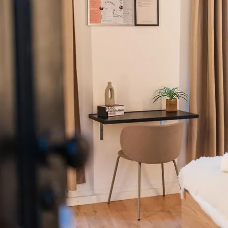 Apartman Spacious & Stylish 3 Adjacent Bedrooms In