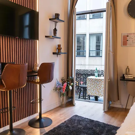 Apartman Spacious & Stylish 3 Adjacent Bedrooms In